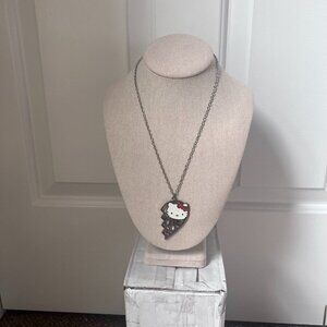 Sanrio Hello kitty half heart friends friendship necklace silver tone character